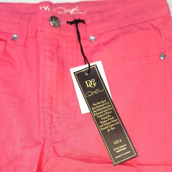 NWT, DG2 Women's Capris Jeans Pants - Picture 4 of 5